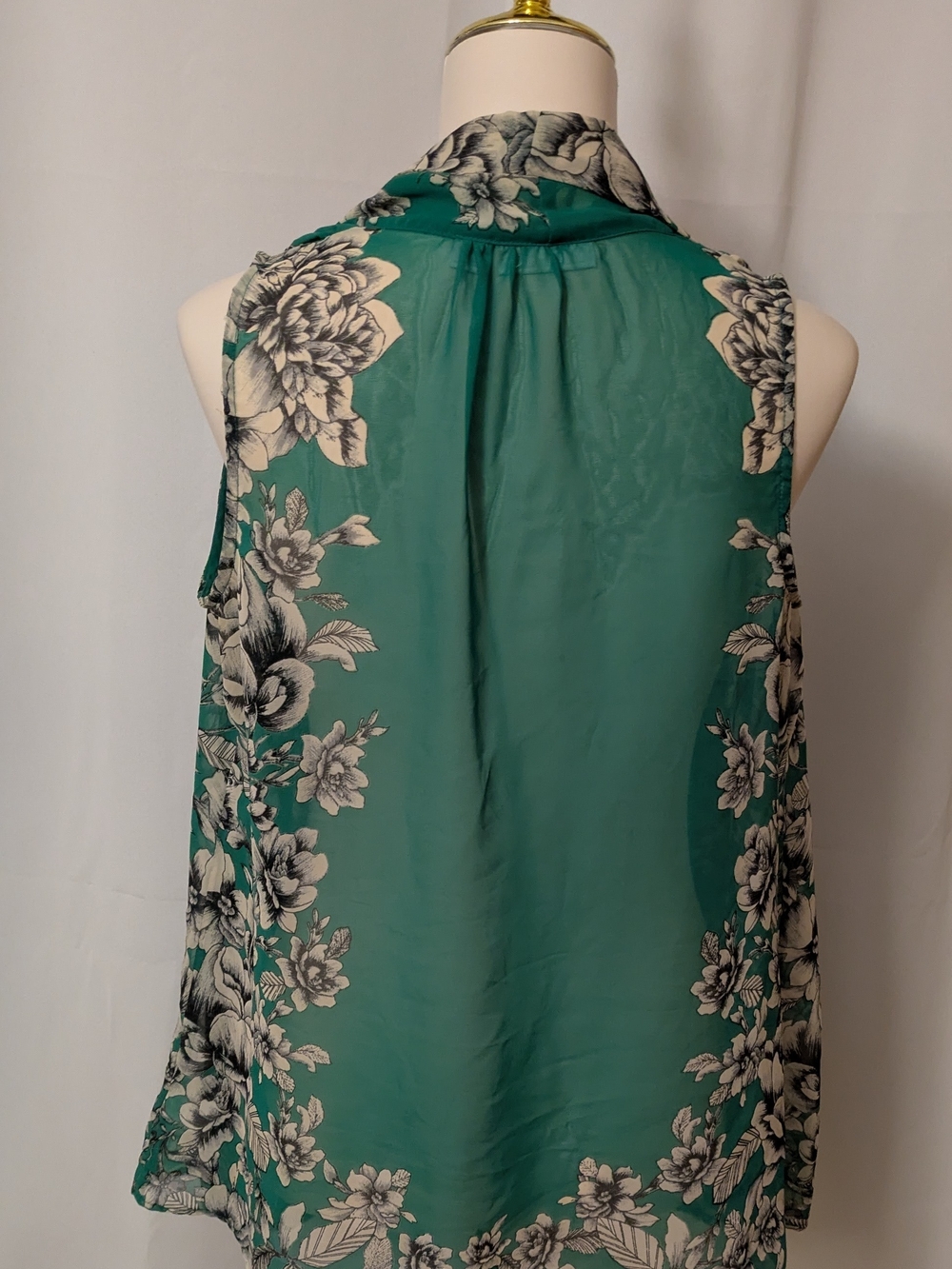 Susan Graver Teal and Cream Floral Scarf Blouse Sleeveless - Picture 6 of 9